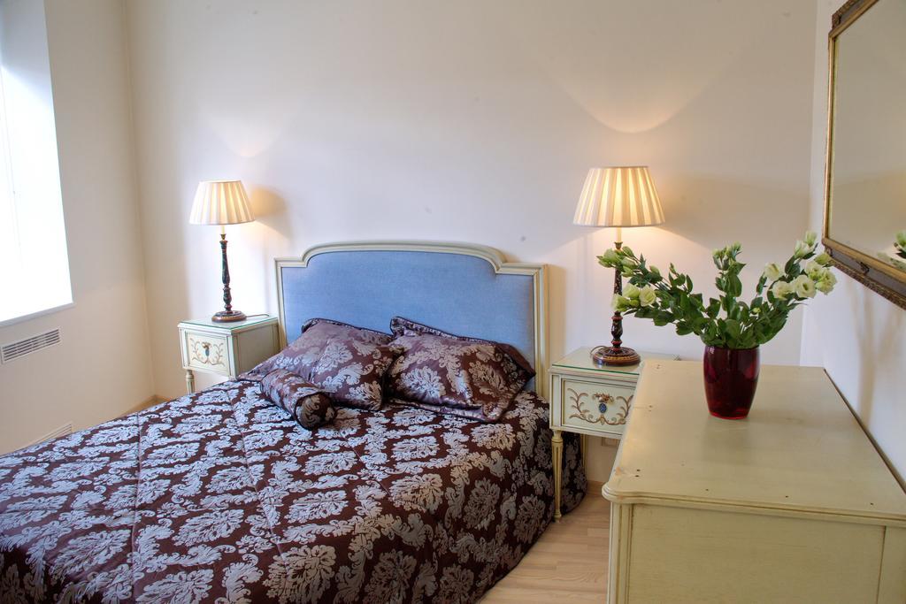 Riga Downtown Apartment Luaran gambar